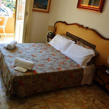 Bed and Breakfast Superpanoramico Кальярі Екстер'єр фото
